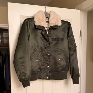 GAP Olive Bomber Jacket with Cream Faux Fur Collar